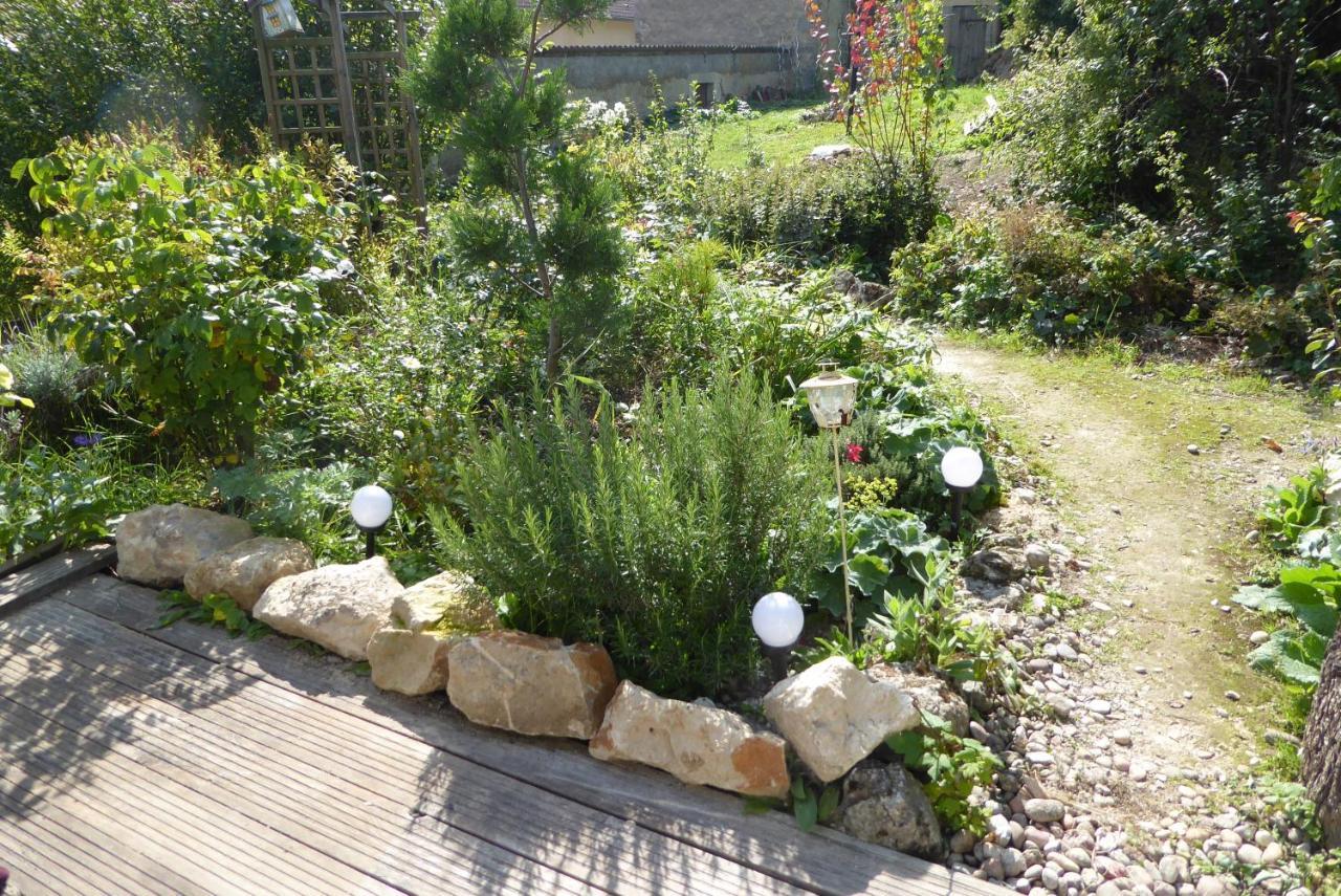 Dans Un Jardin Villa Apremont-la-Foret Eksteriør billede
